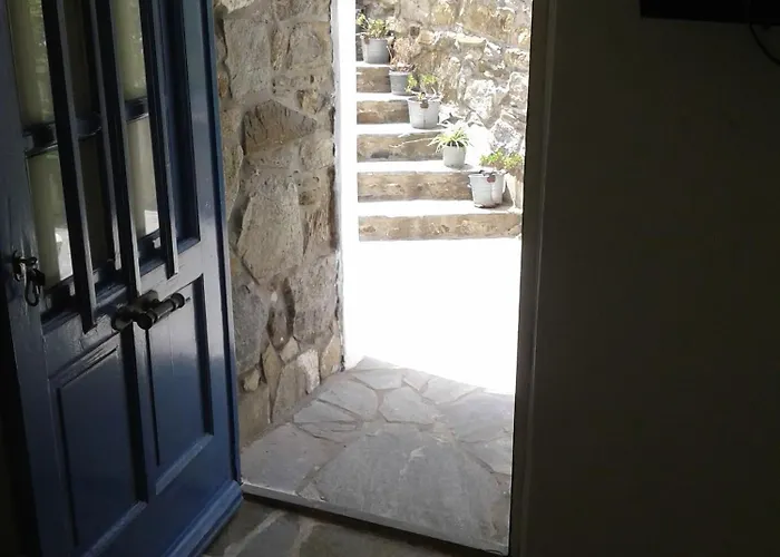 Studios & Suites Rania