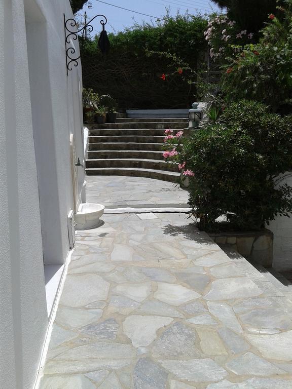 & Rania Mykonos Town